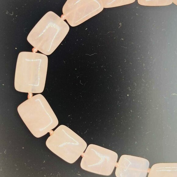 Vintage Pink Rose Quartz Necklace – Natural Stone, 46 cm, Canada - Picture 6 of 8